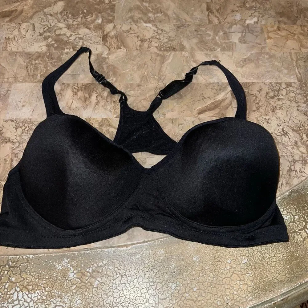 Jessica Simpson black Racerback sports bra size 36C